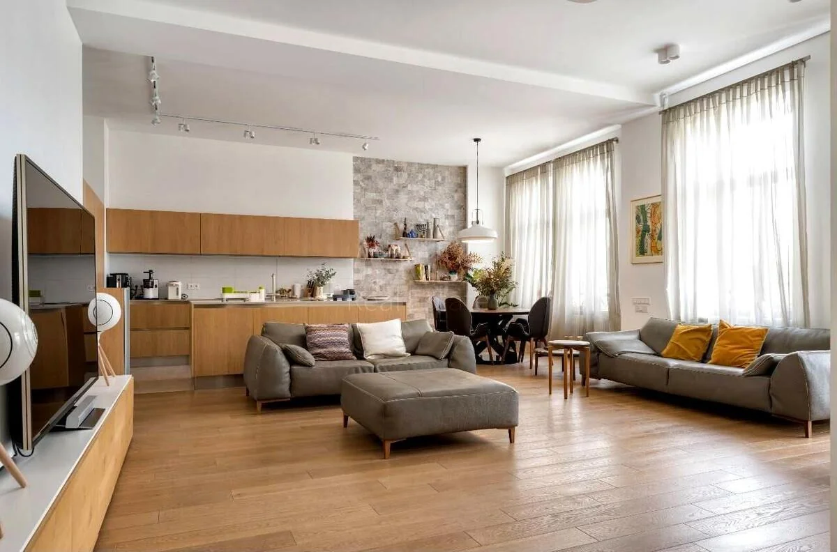 5k apartment vul. Antonovycha 17А