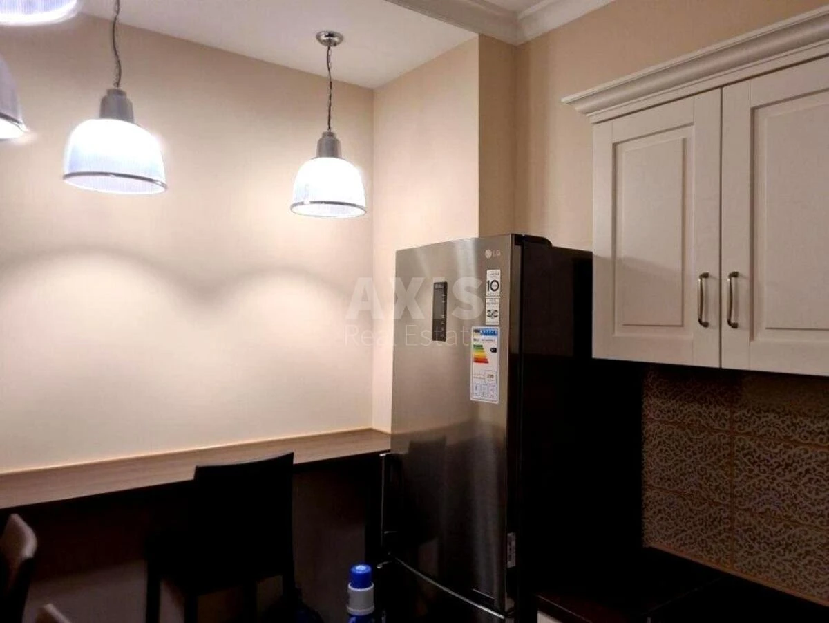 4k apartment vul. Antonovycha 131655241