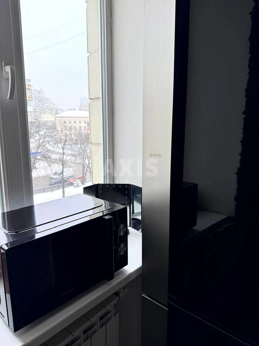 2k apartment pr-t Berestejskij 1668472