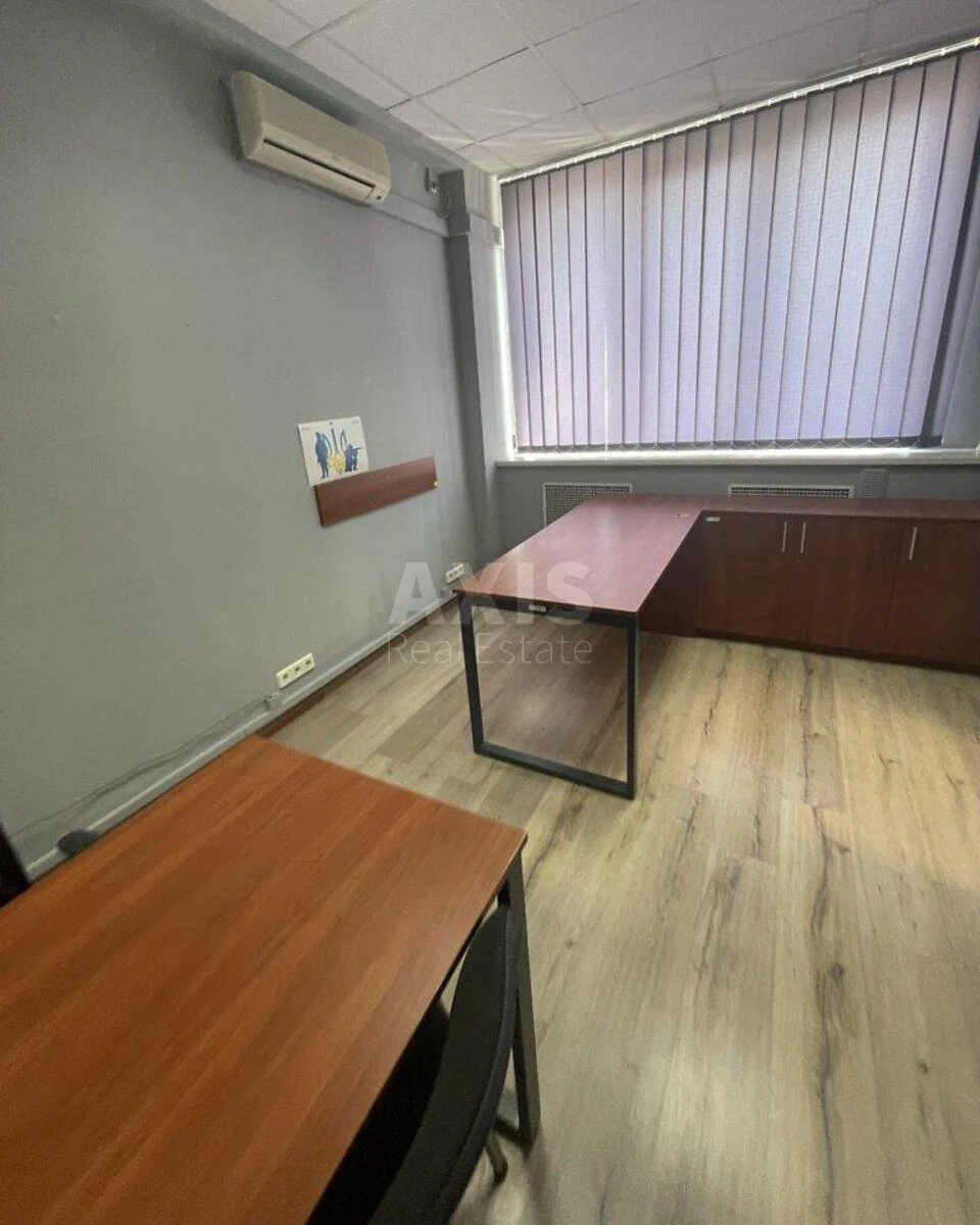 Office pl. Lesi Ukrai'nky 34, 43m2652557