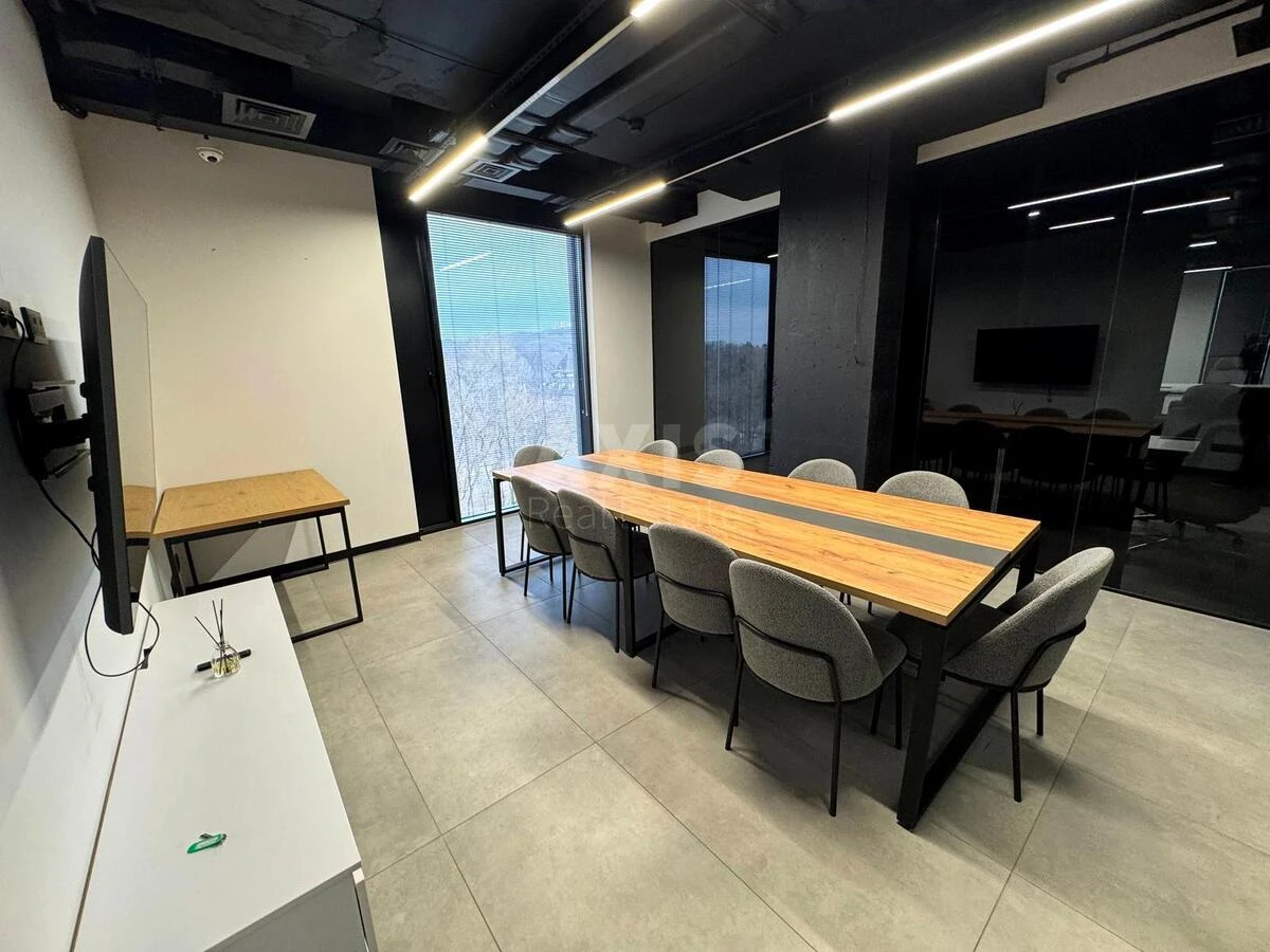 Office vul. Krasylivs'ka 9, 417m2668742
