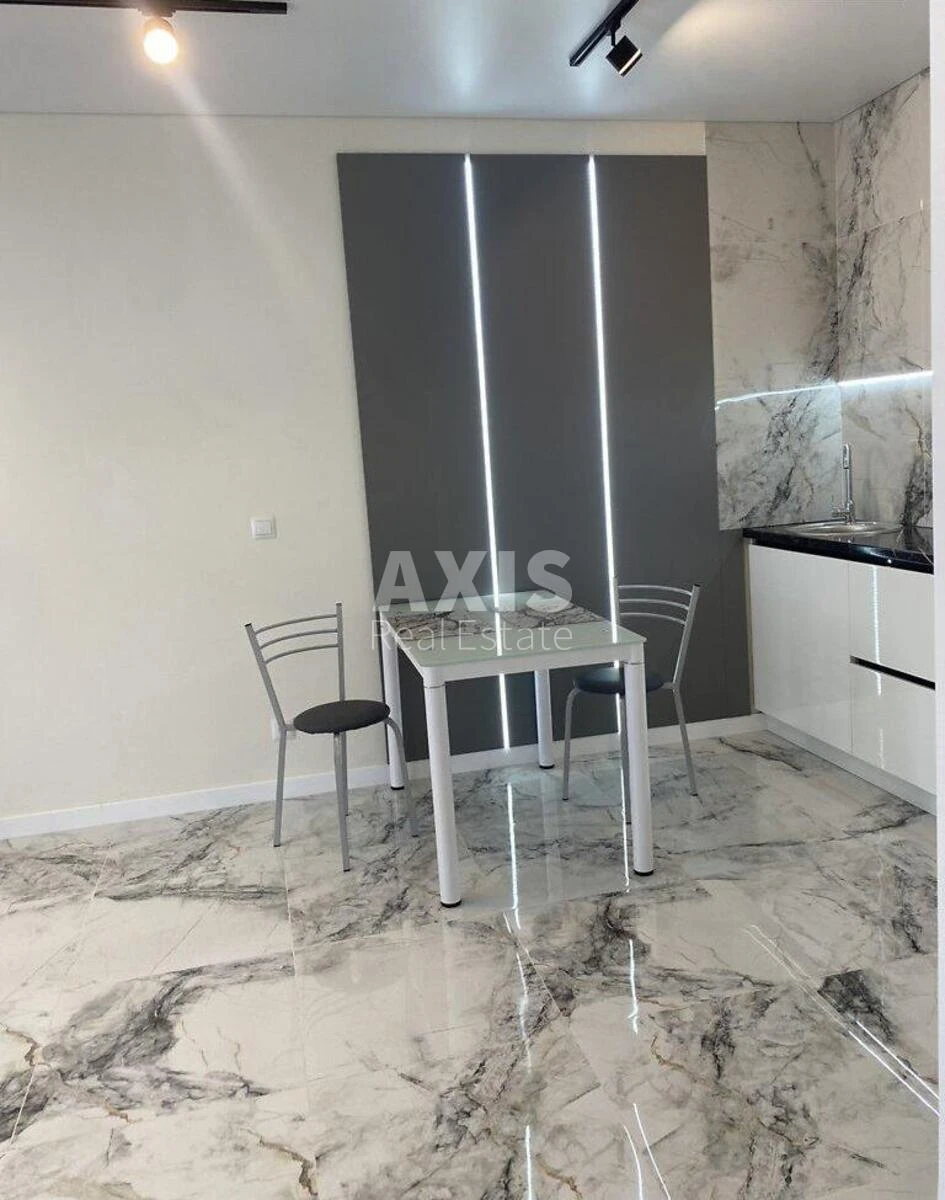 1k apartment pr-t Povitryanykh Syl 56690583