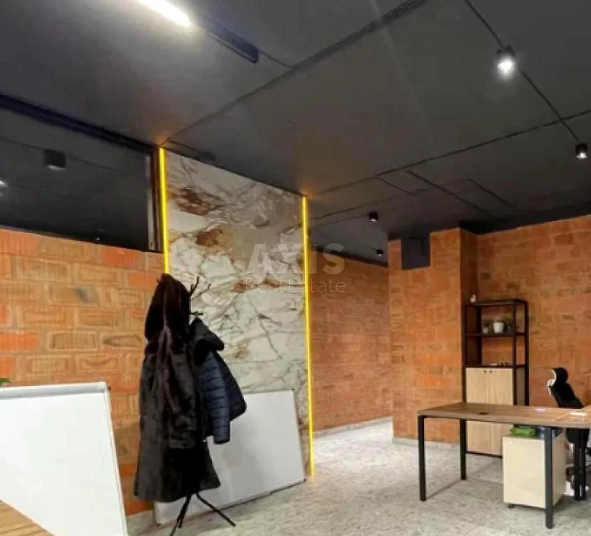 Офис ул. Джона Маккейна 1, 300м2659262