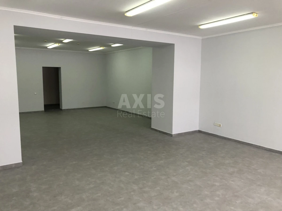 Office shljah Pyrogivs'kyj 34, 500m2675329
