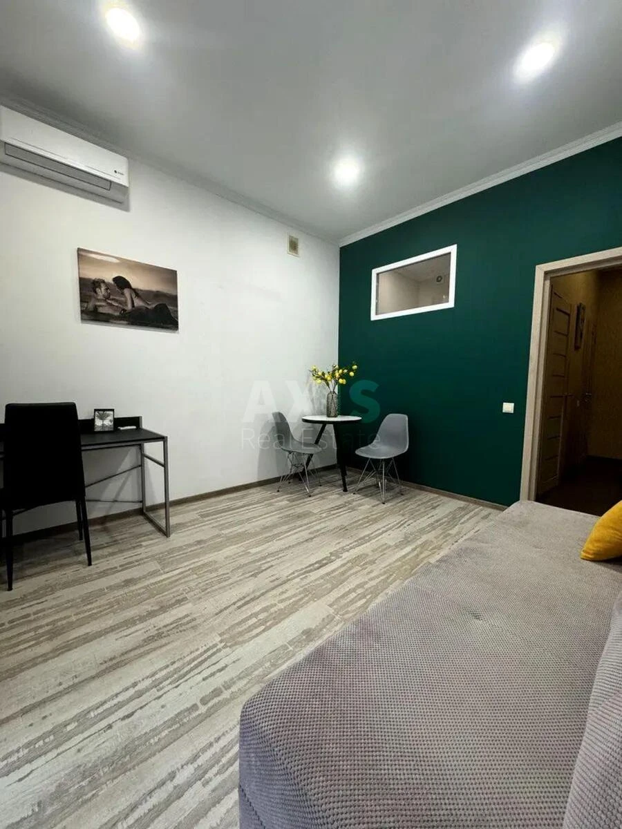 Office vul. Degtjarna 9, 56m2656682