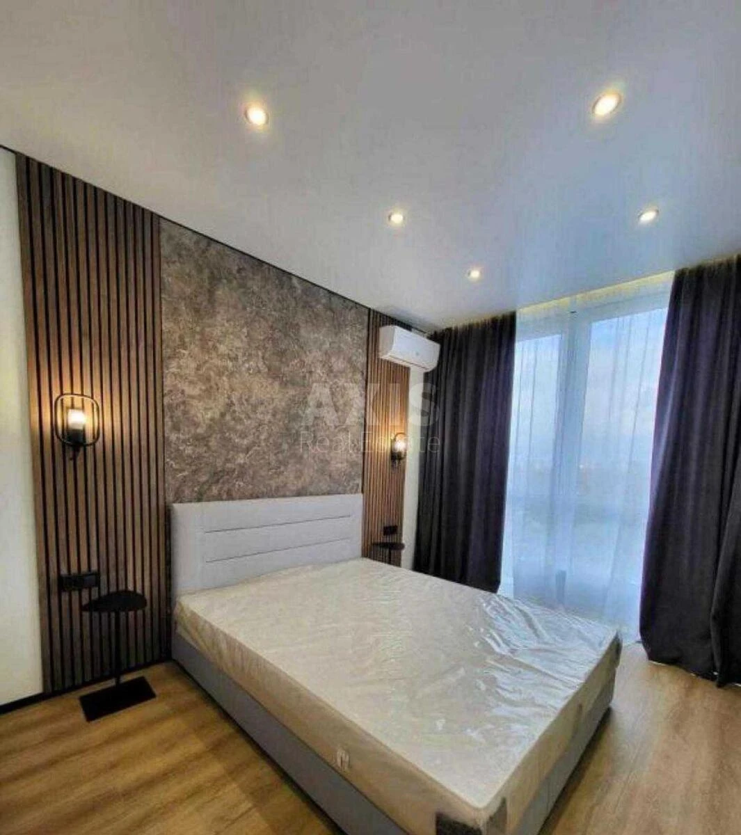 2k apartment vul. Prychal'na 10647082