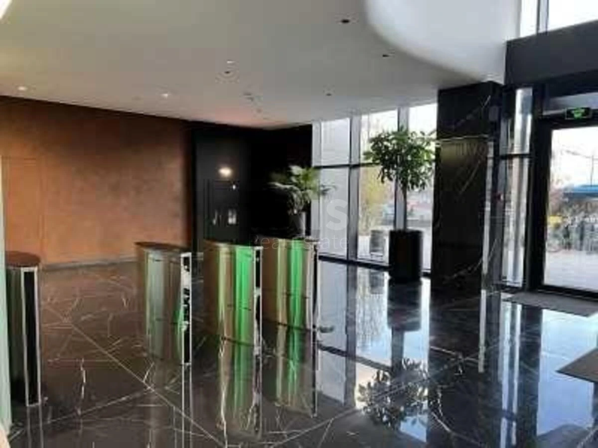 Офис пр-т Бандеры Степана 9Б, 770м27101810