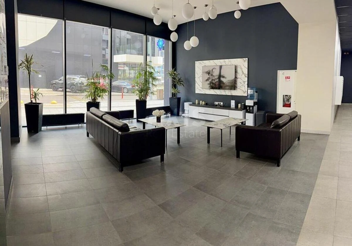 3k apartment nab. Dniprovs'ka 15676827