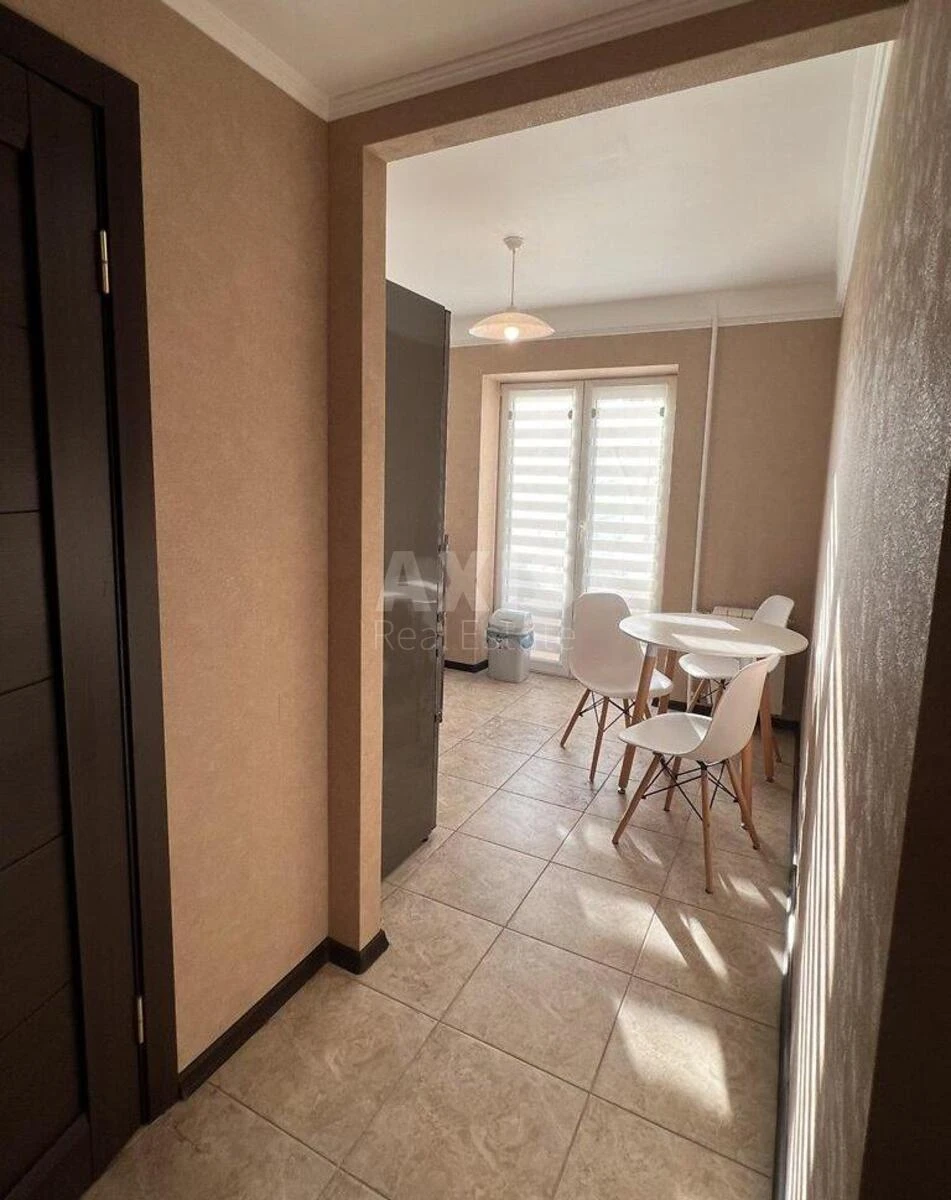 2k apartment vul. Polovec'ka 7/13707901