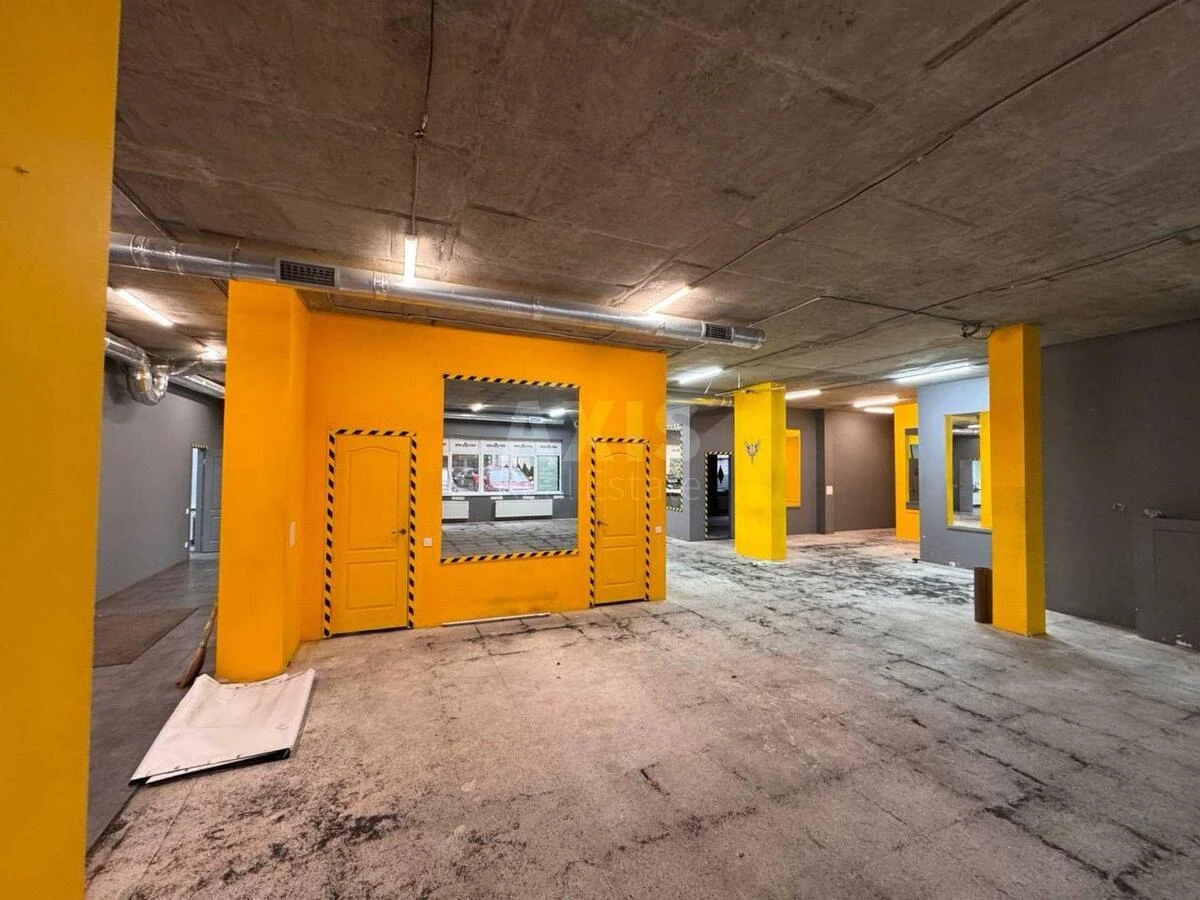 Объект торговли ул. Евгения Коновальца 36, 323м2667615