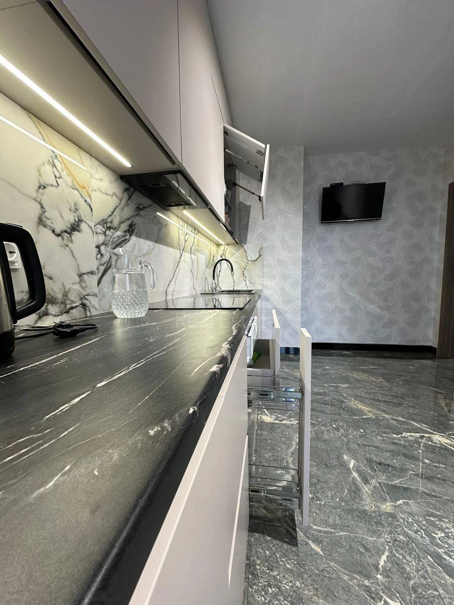 3k apartment vul. Kadets'kyj gaj 10580394