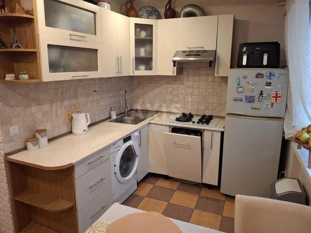 2к квартира ул. Ольжича 11А57734