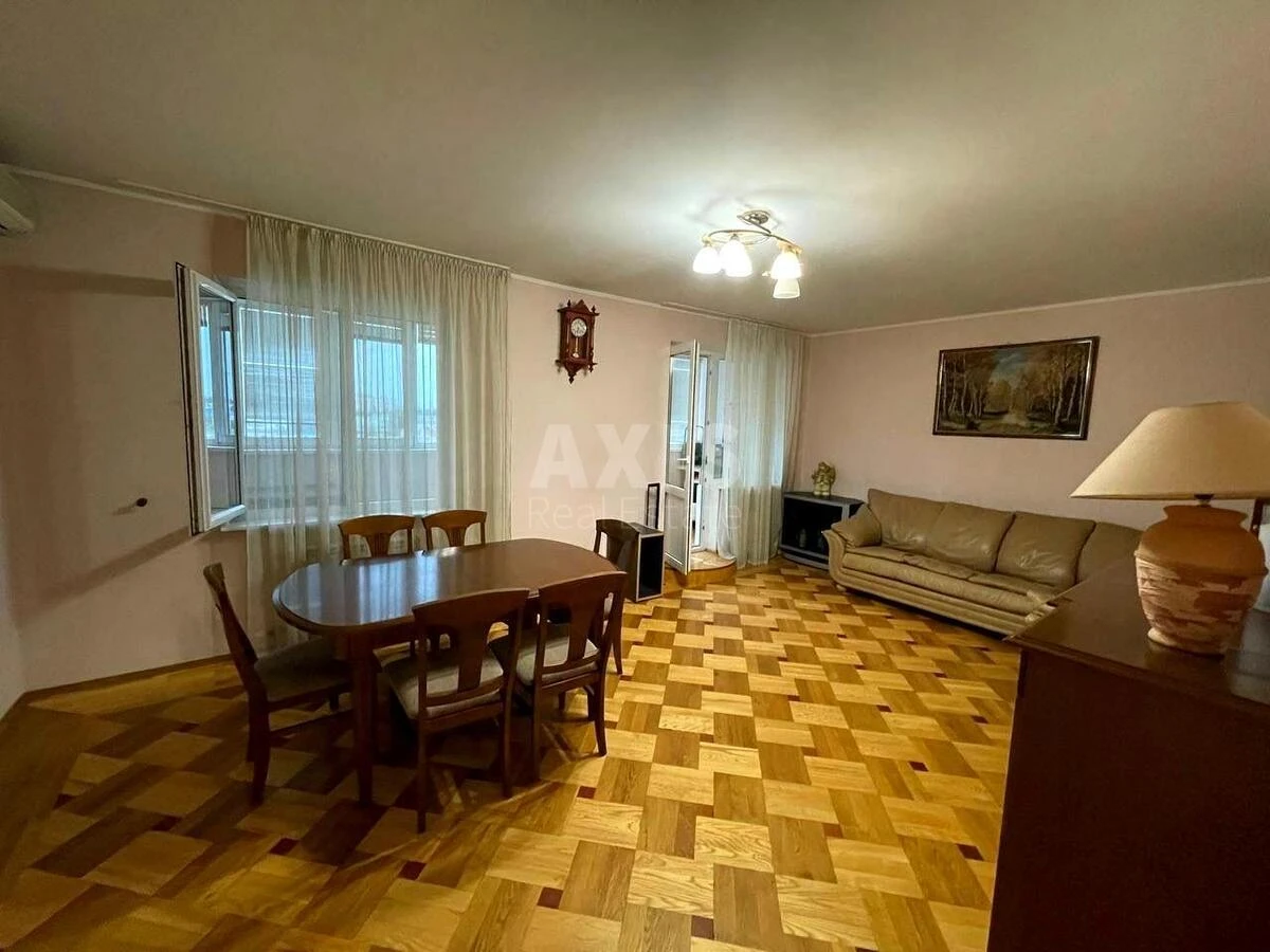 3k apartment vul. Lebedjeva-Kumacha 126545115