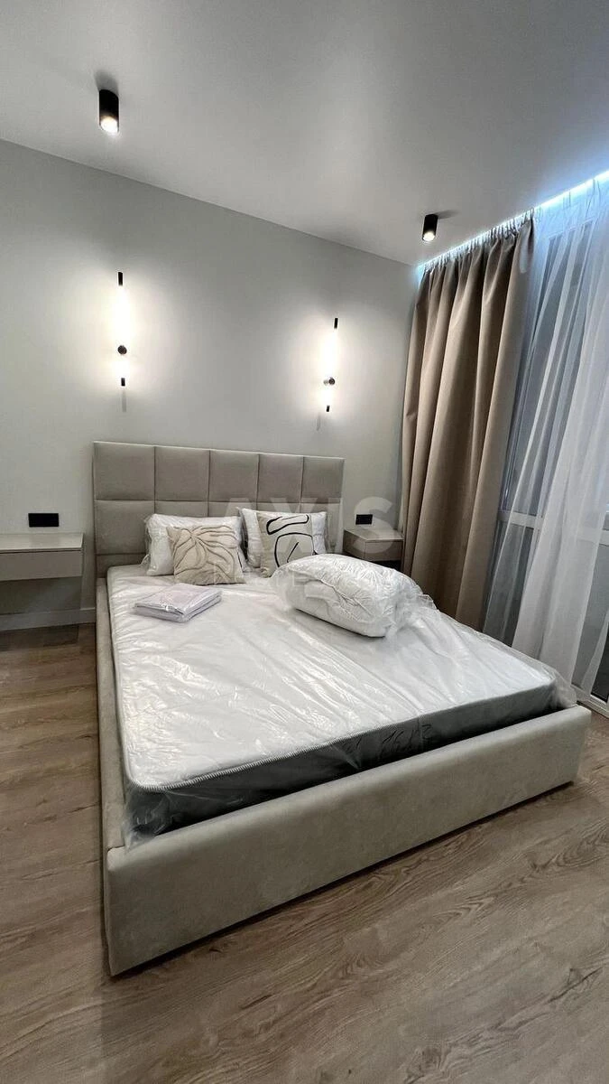 2k apartment vul. Vsevoloda Zmijenka 134/21654831