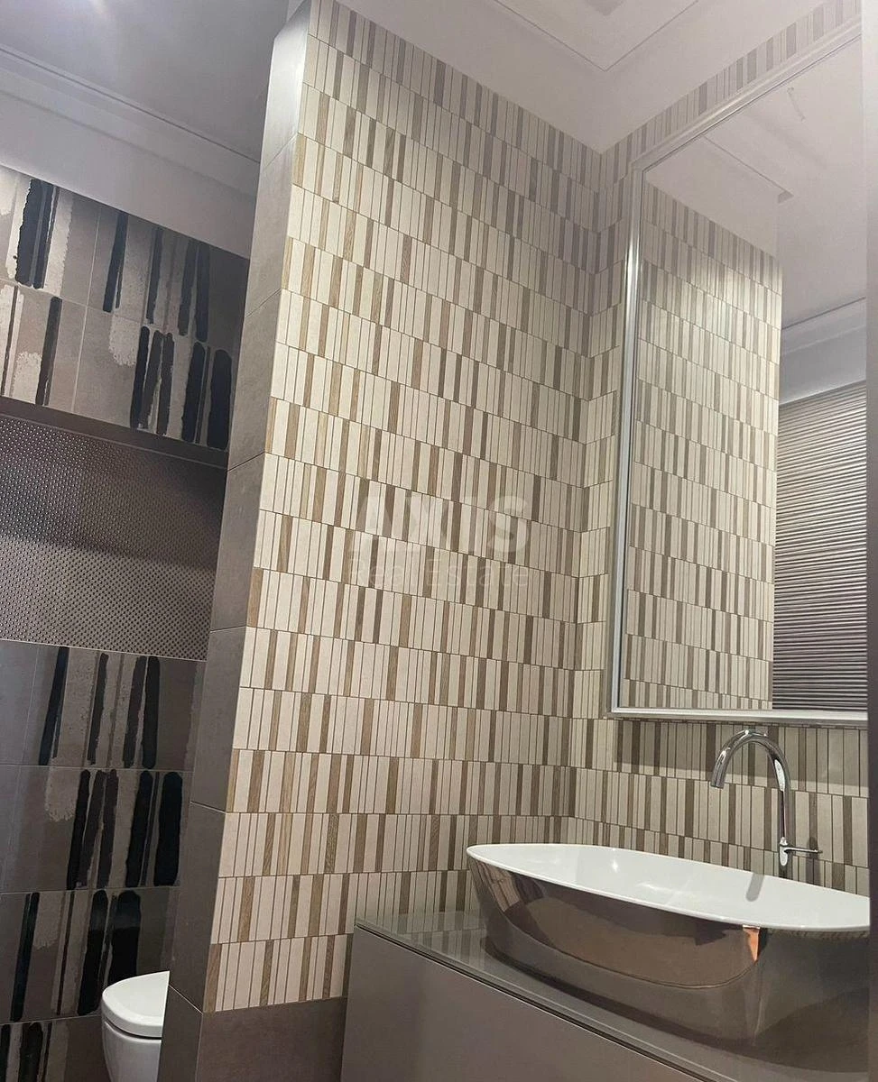 4k apartment vul. Instytuts'ka 18457637