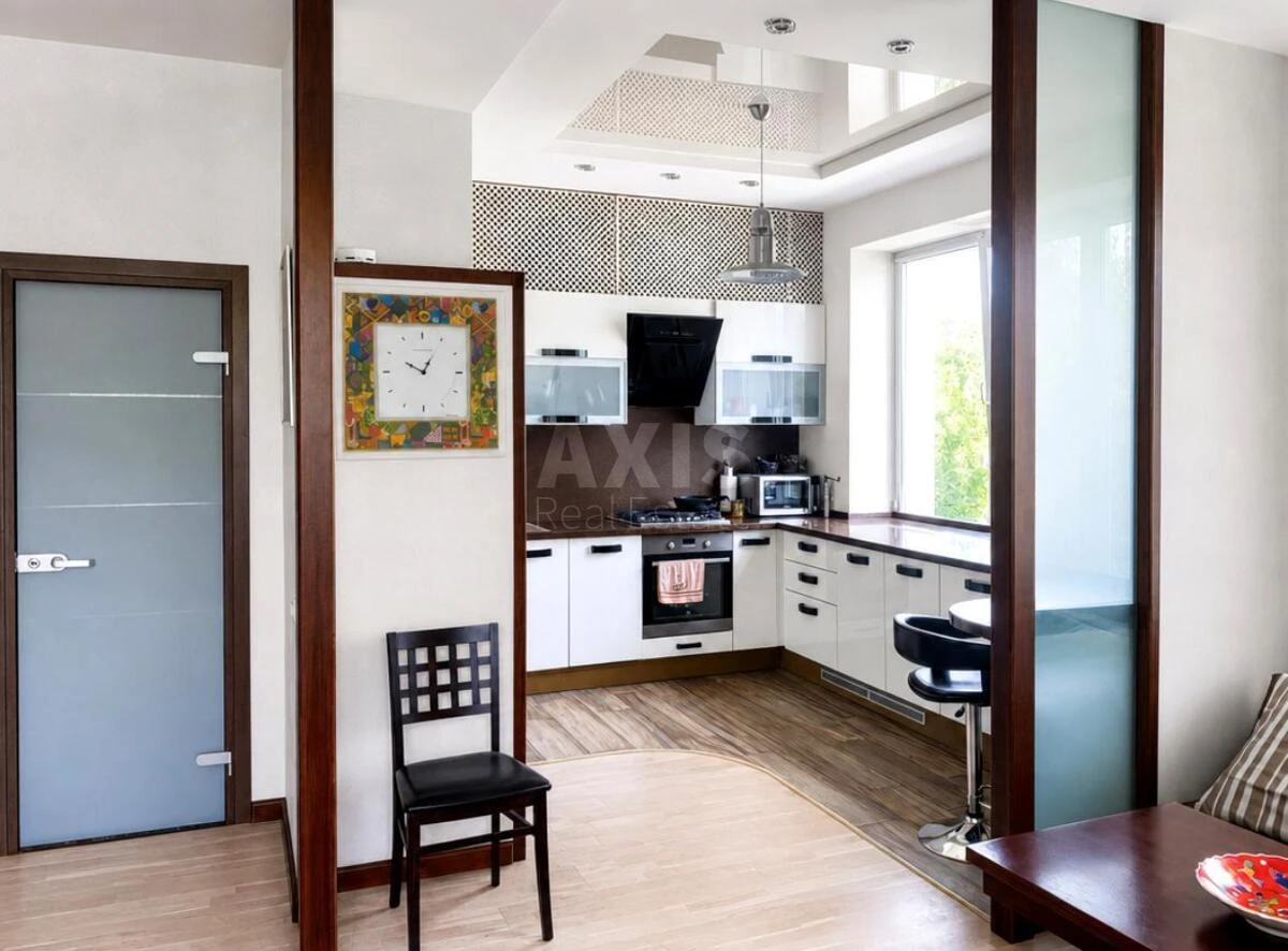 3k apartment bul. Mykoly Mikhnovskoho 10703450
