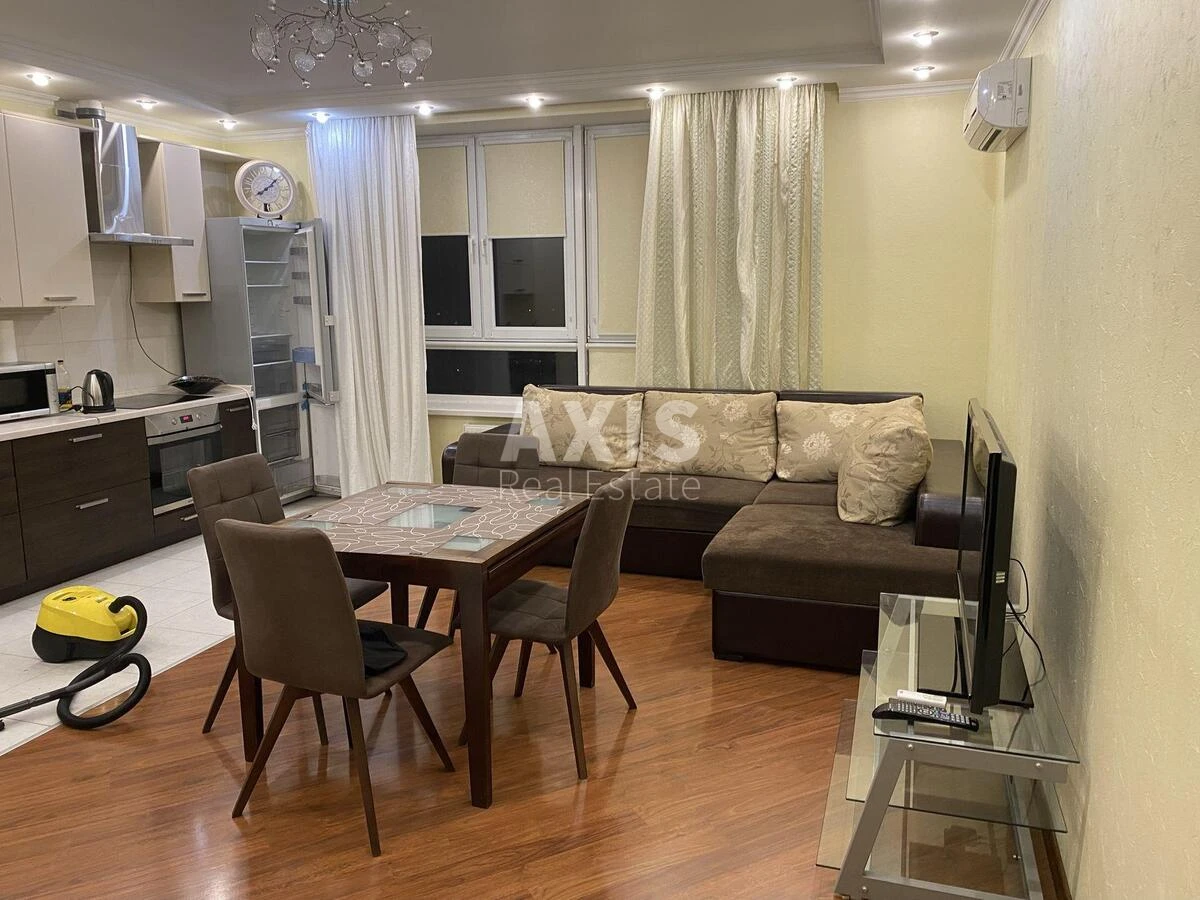 1k apartment vul. Lobanovs'kogo 6G495490