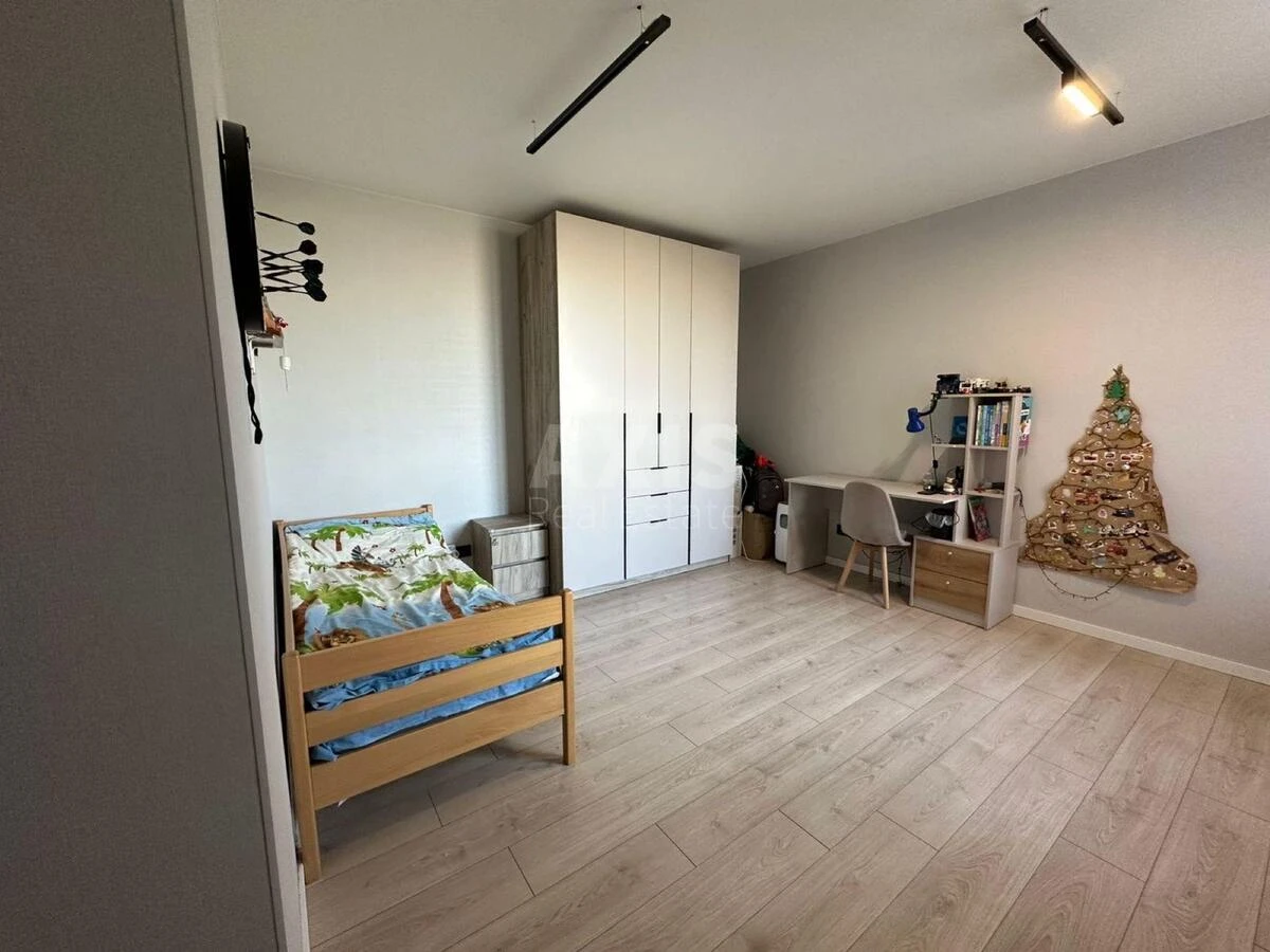 4k apartment pr-t Yevropeyskoho Soyuzu 49674724