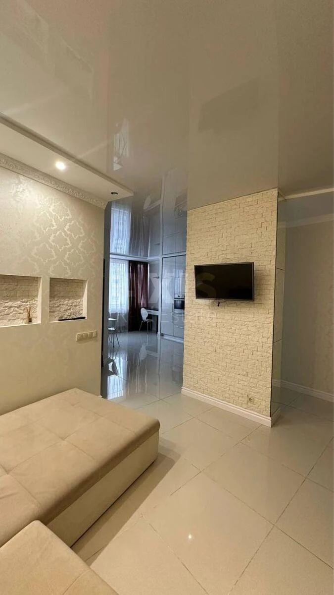 2k apartment vul. Oleny Pchilky 8641442