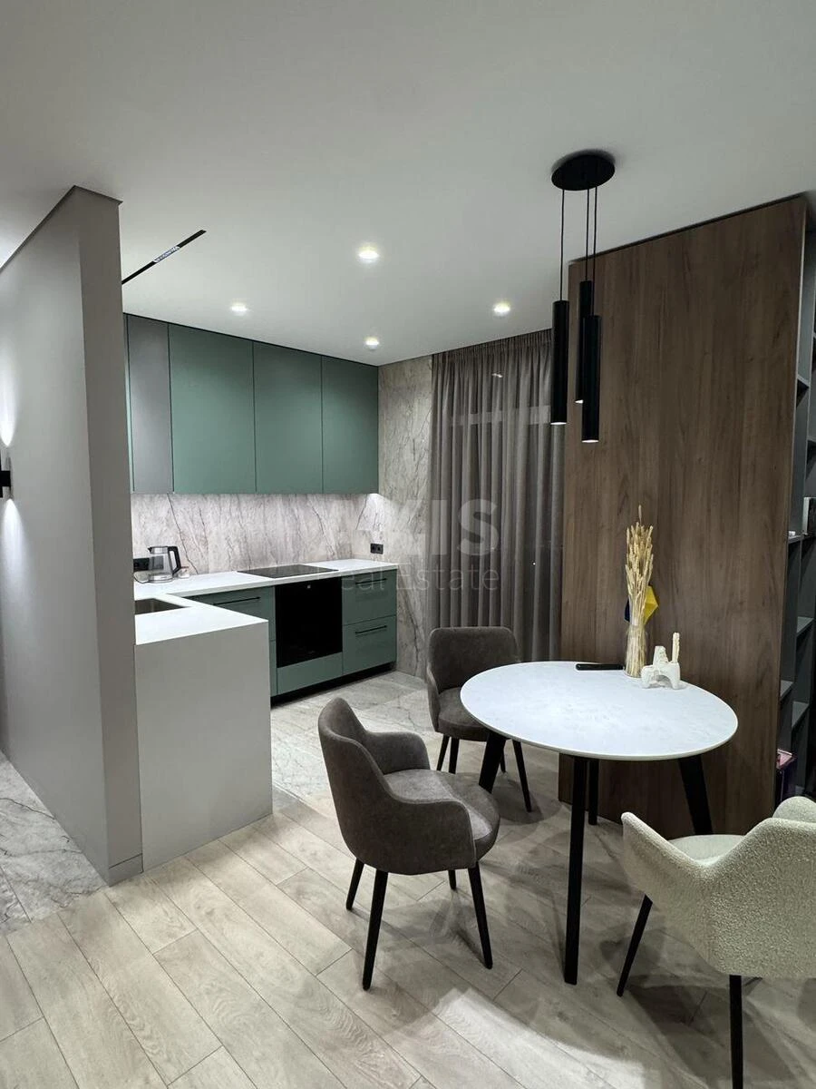 2k apartment bul. Ryl's'kogo Tadeja 1663040