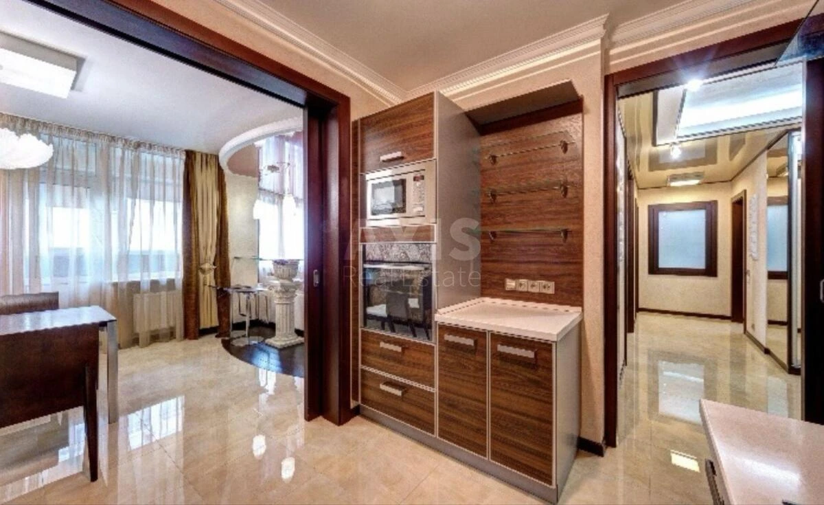 2k apartment vul. Verhovynna 356922219