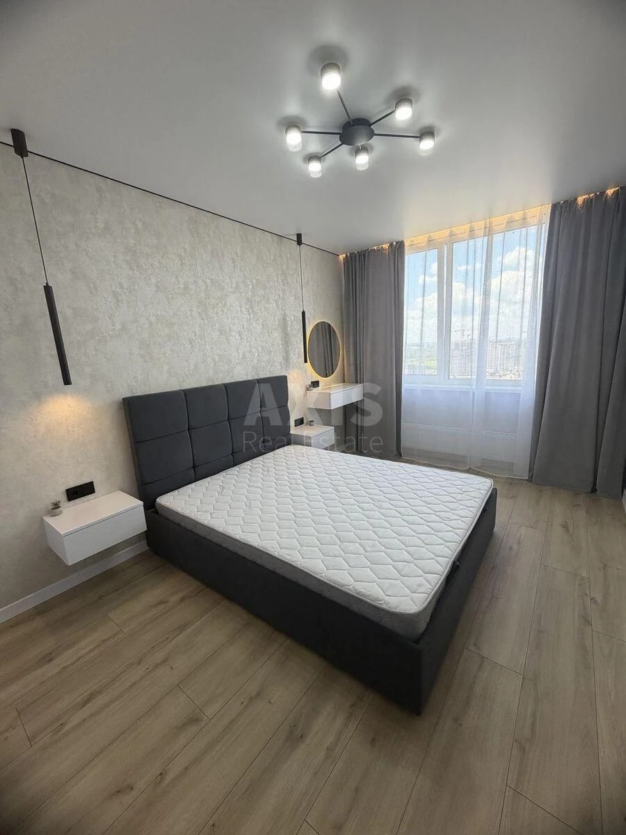 1k apartment vul. Rodyny Kristeriv 14693625