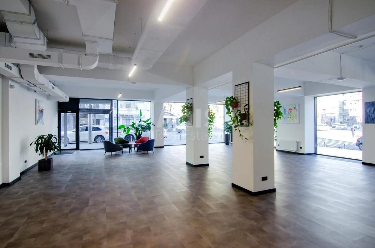 Trade object vul. Saksagans'kogo 53/80, 235m2678771