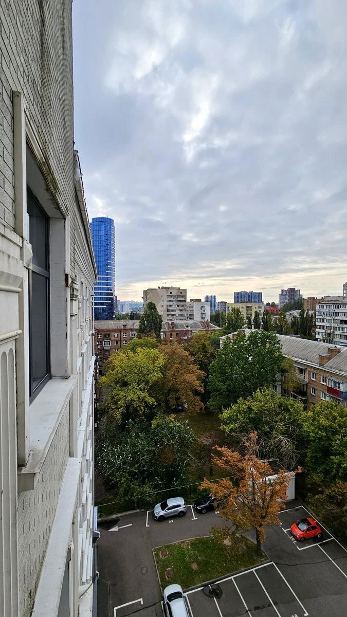 Офис бул. Николая Михновского 19, 900м2679034