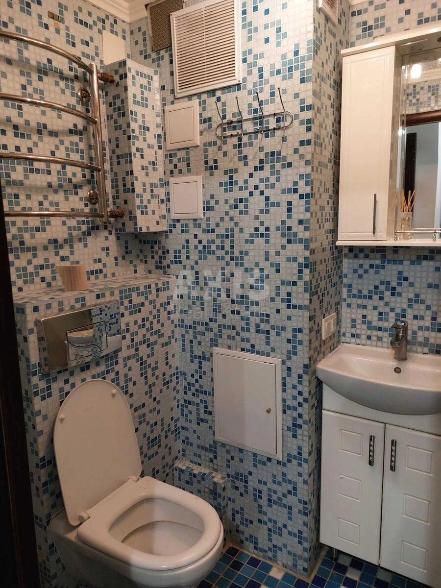 1k apartment vul. Rajduzhna 19713995