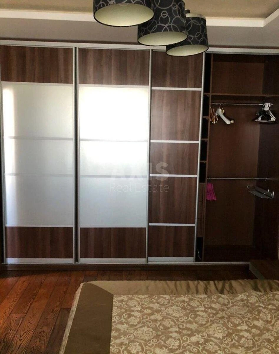 2к квартира ул. Мишуги Александра 8713625