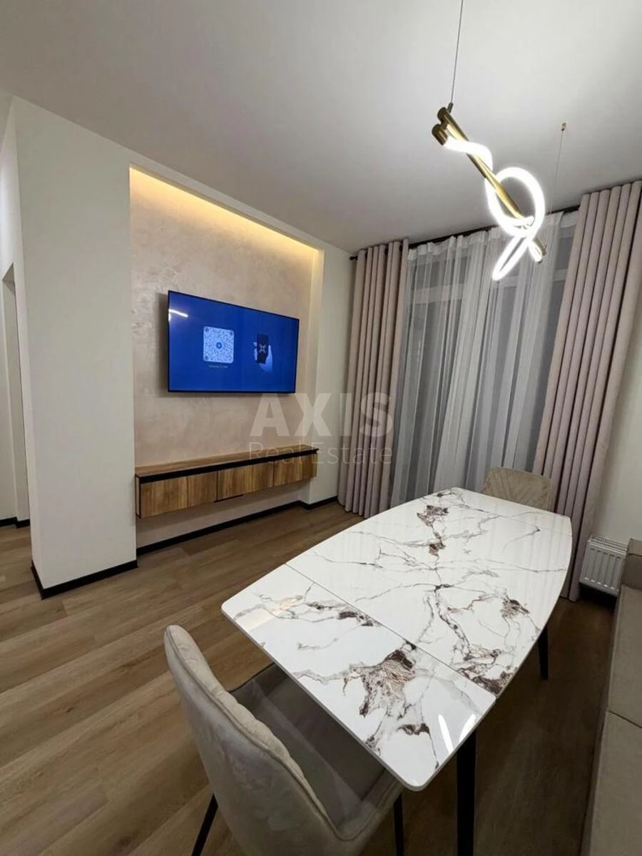 1k apartment bul. Ryl's'kogo Tadeja 1664356