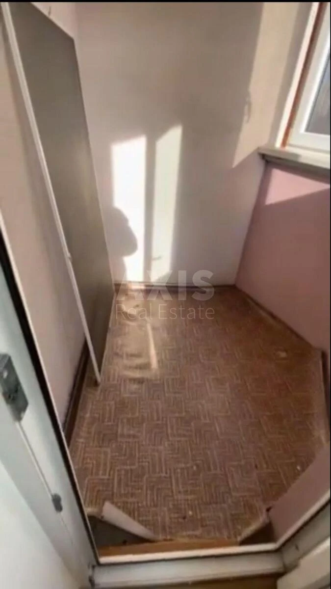 1k apartment vul. Urlivs'ka 21648547