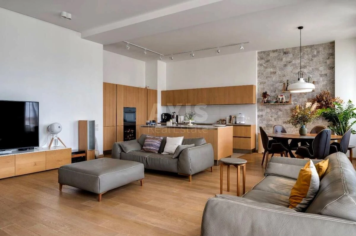 5k apartment vul. Antonovycha 17А702441
