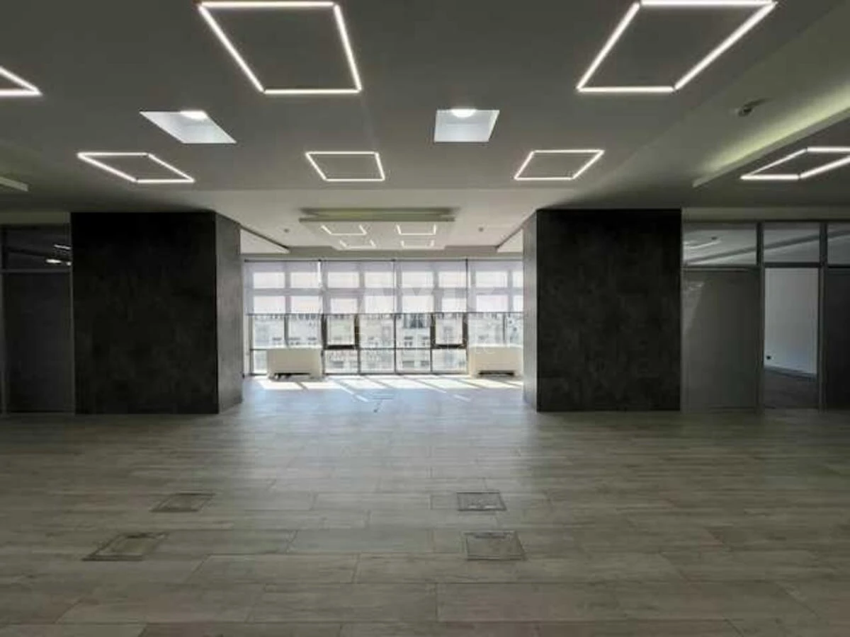 Office vul. Velyka Vasyl'kivs'ka 72, 190m2634531