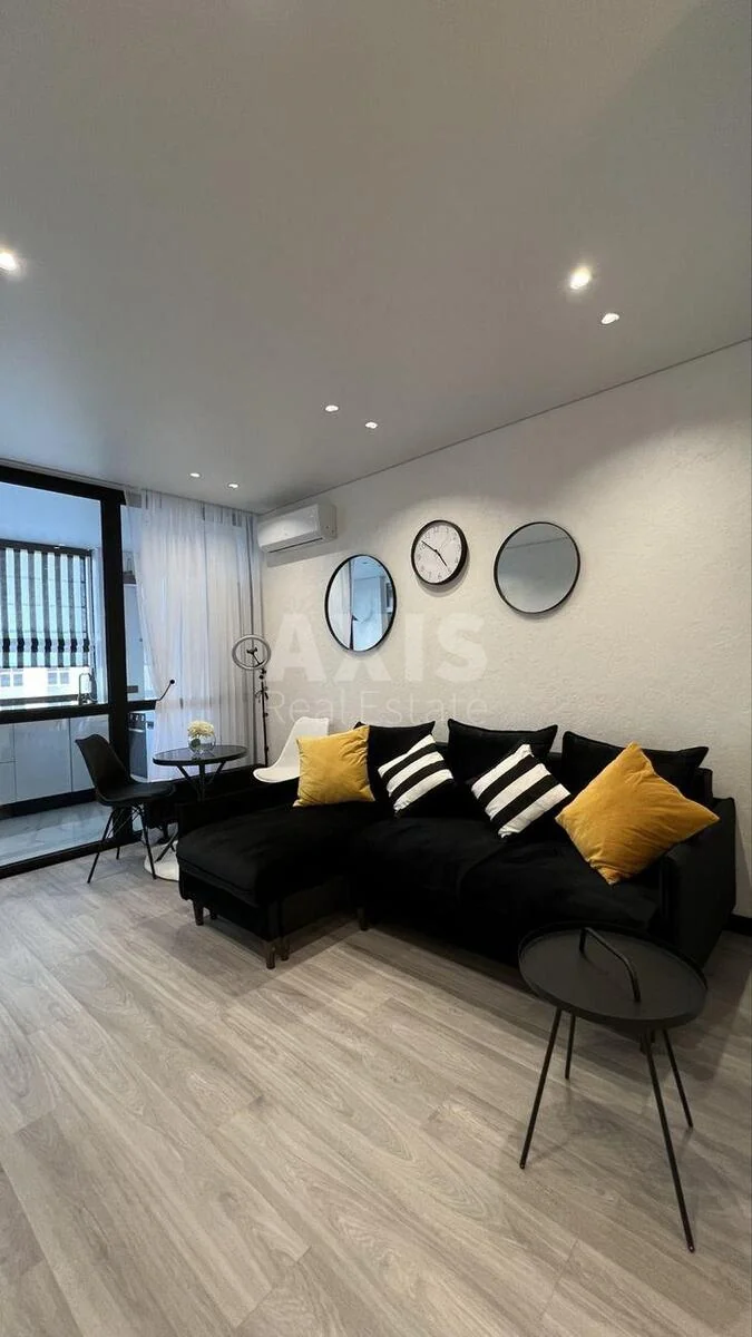 2k apartment vul. Prychal'na 14