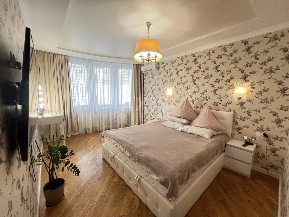 2k apartment vul. Ahmatovoi' Anny 30715492