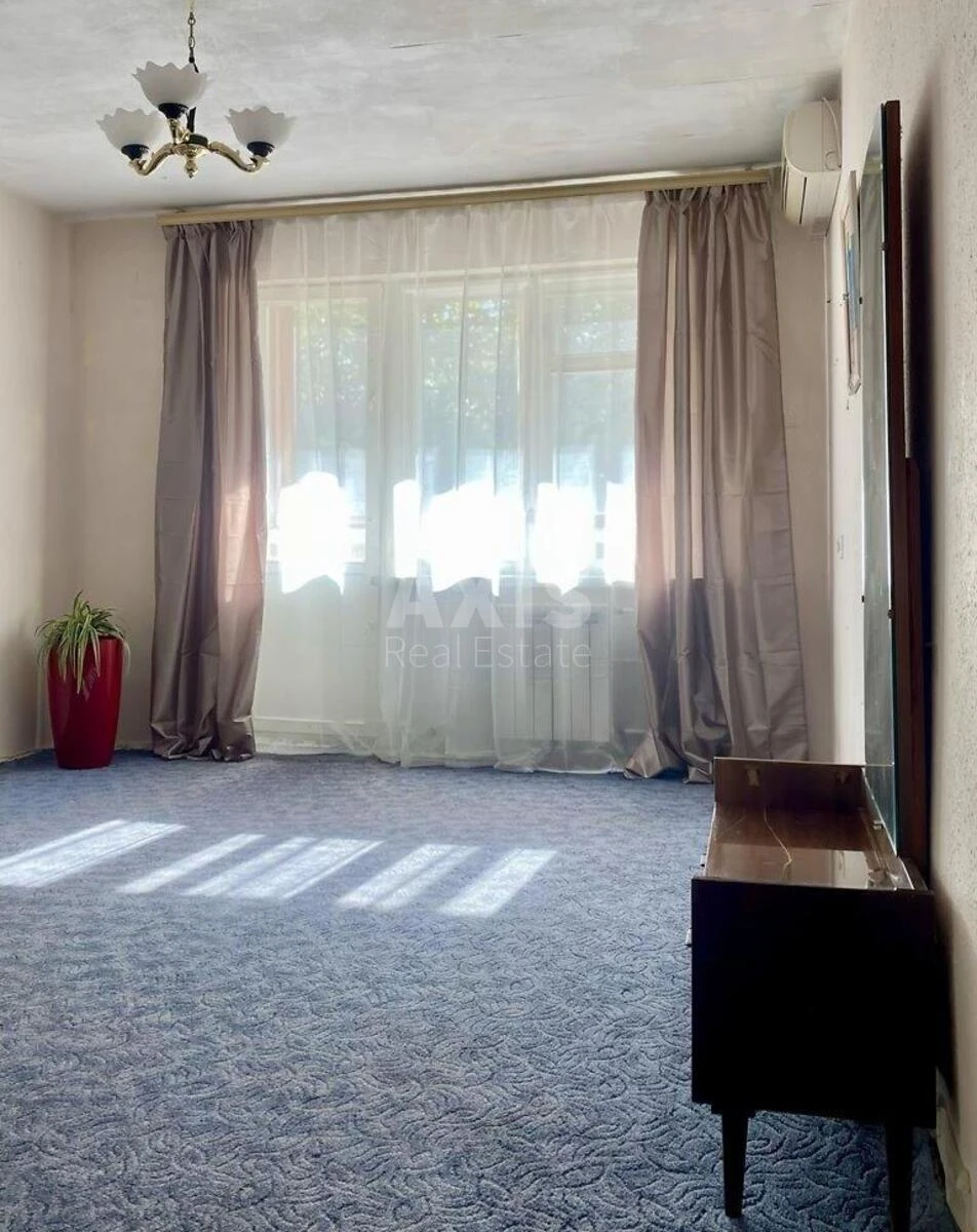 1k apartment uzv. Klovs'kyj 20716261