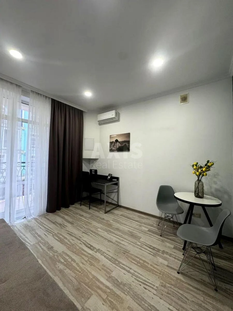 Office vul. Degtjarna 9, 56m2656684