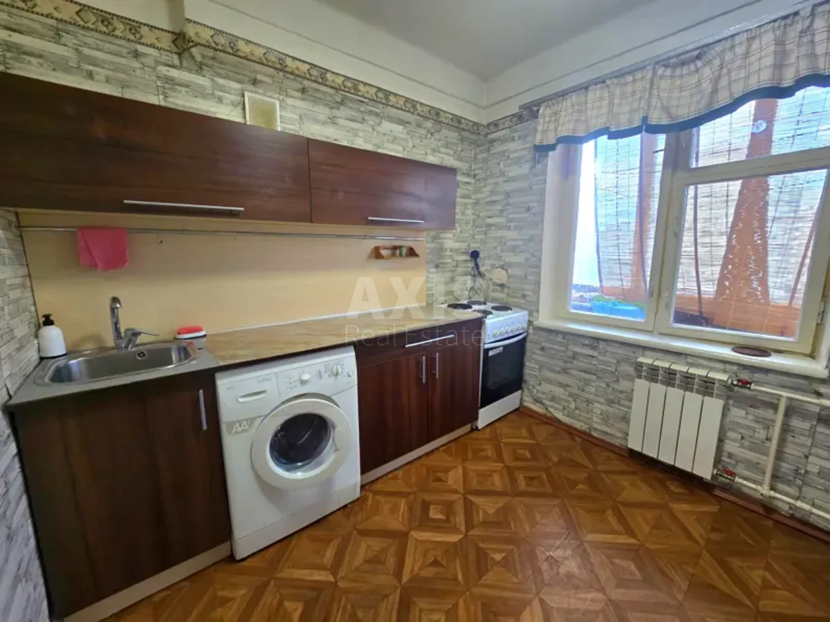 1k apartment pr-t Obolons'kyj 43557100