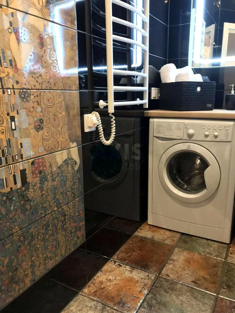 2k apartment prov. Myhajlivs'kyj 20А658169