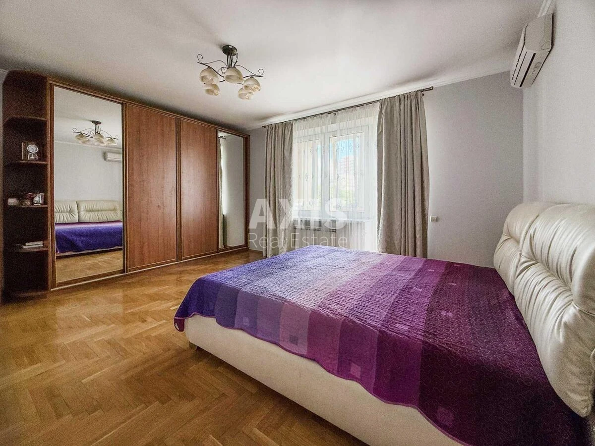 6к квартира ул. Александра Конисского 52/585895316