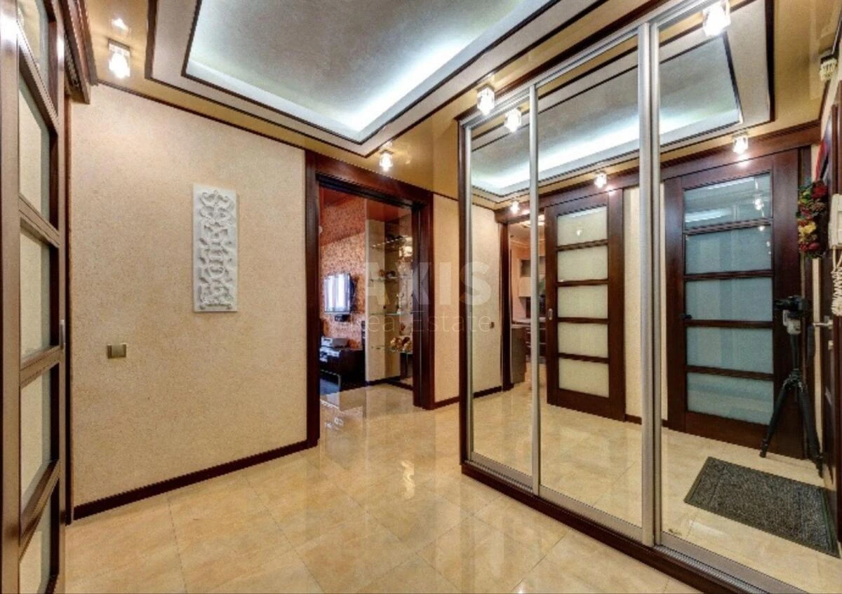 2к квартира ул. Верховинная 356922220