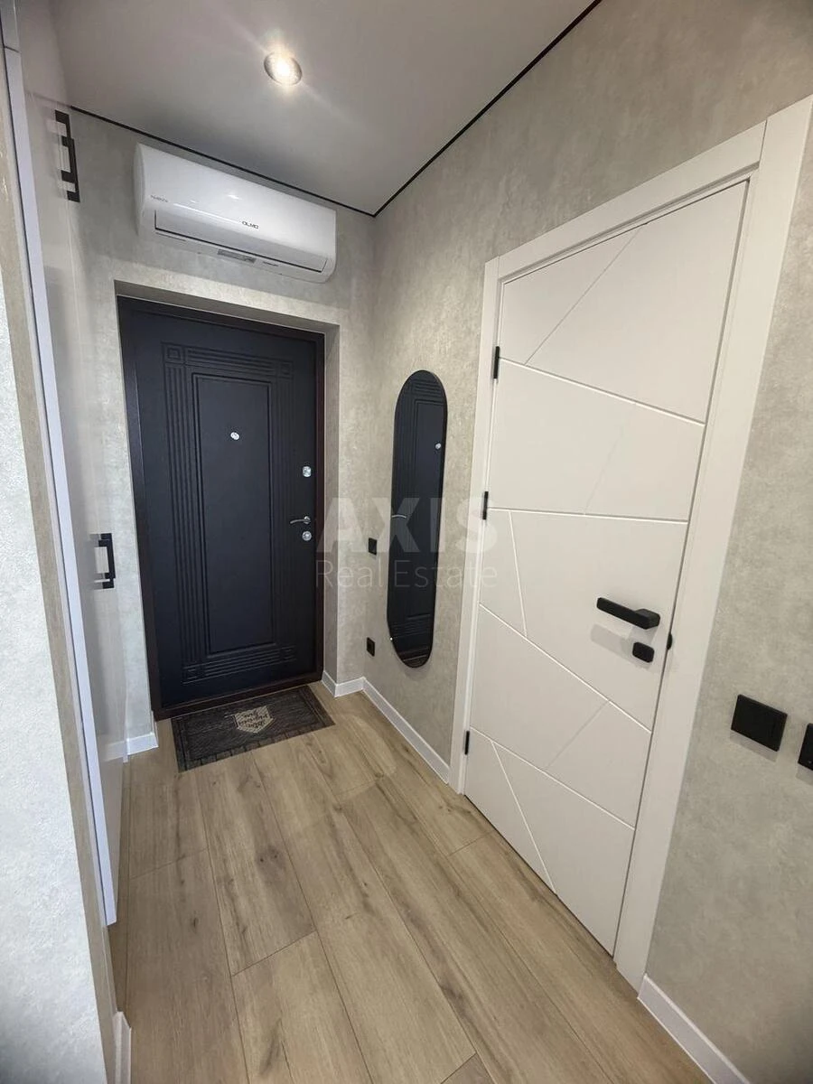 1k apartment vul. Rodyny Kristeriv 14693626