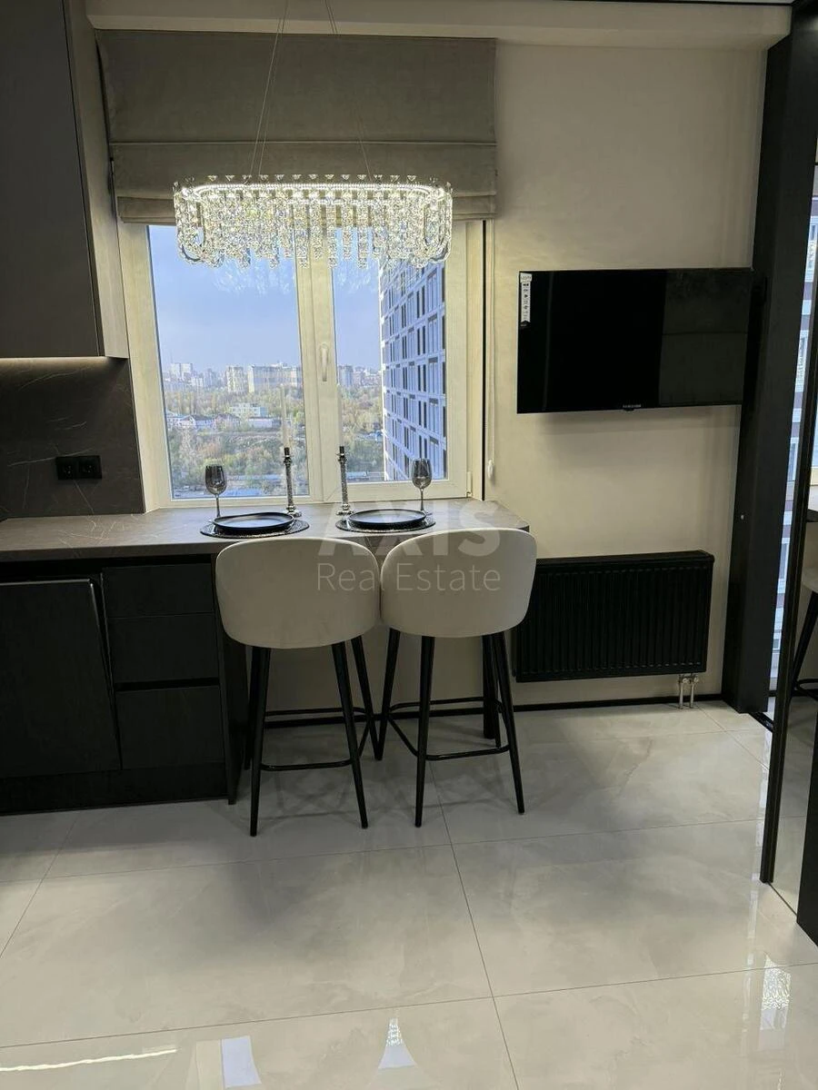 1k apartment vul. Myhajla Maksymovycha 24В694280