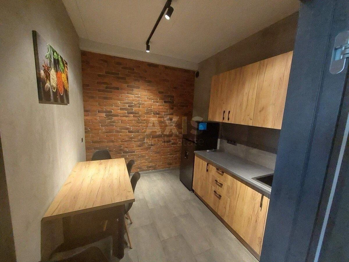 Офис ул. Михаила Максимовича 26В, 59м2710277