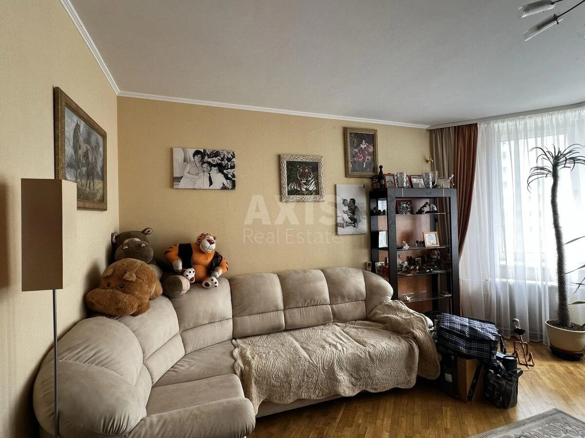 2к квартира пр-т Бажана Николая 10679504