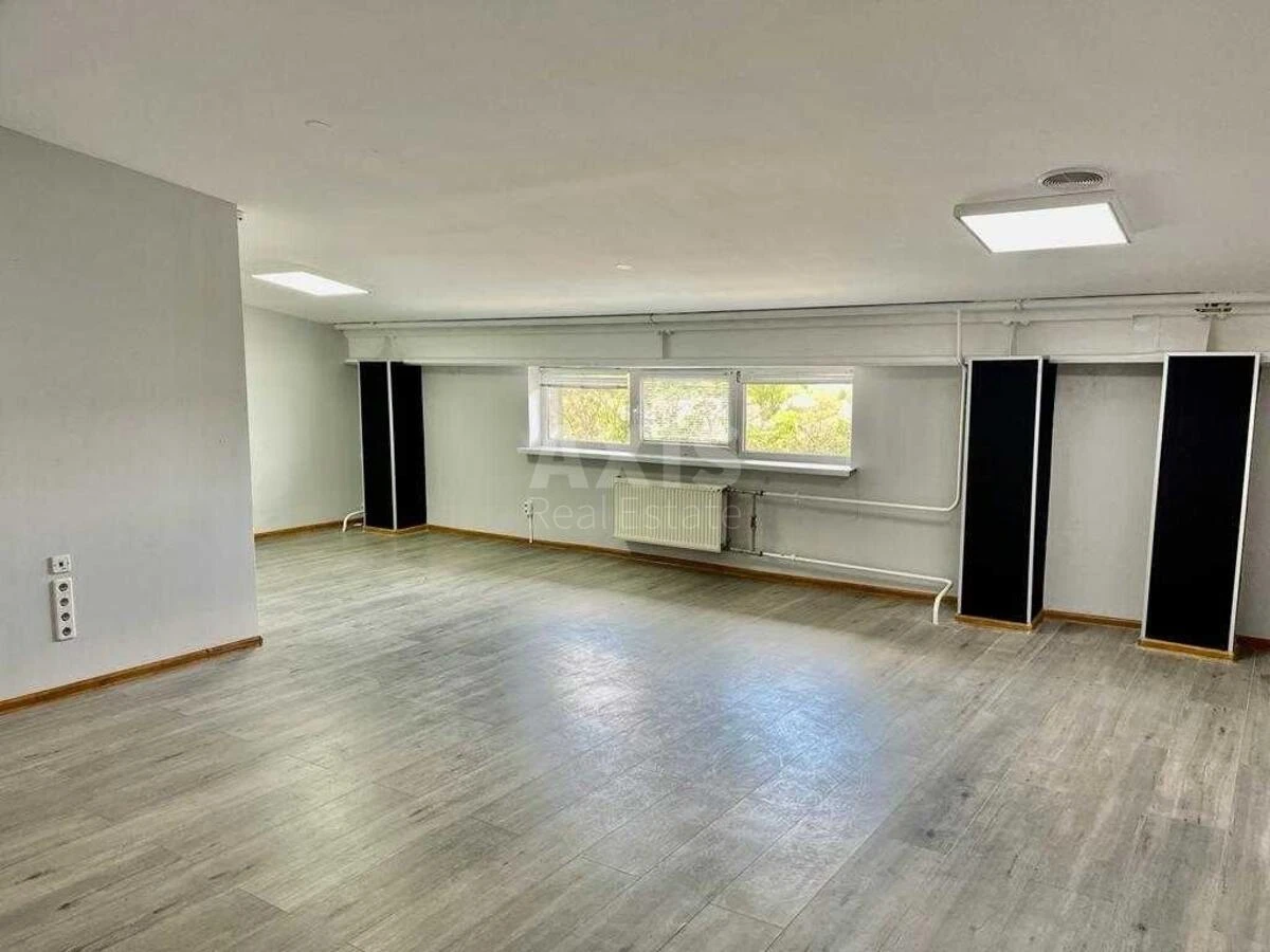 Office pl. Kosmonavtiv 4, 3000m2694611