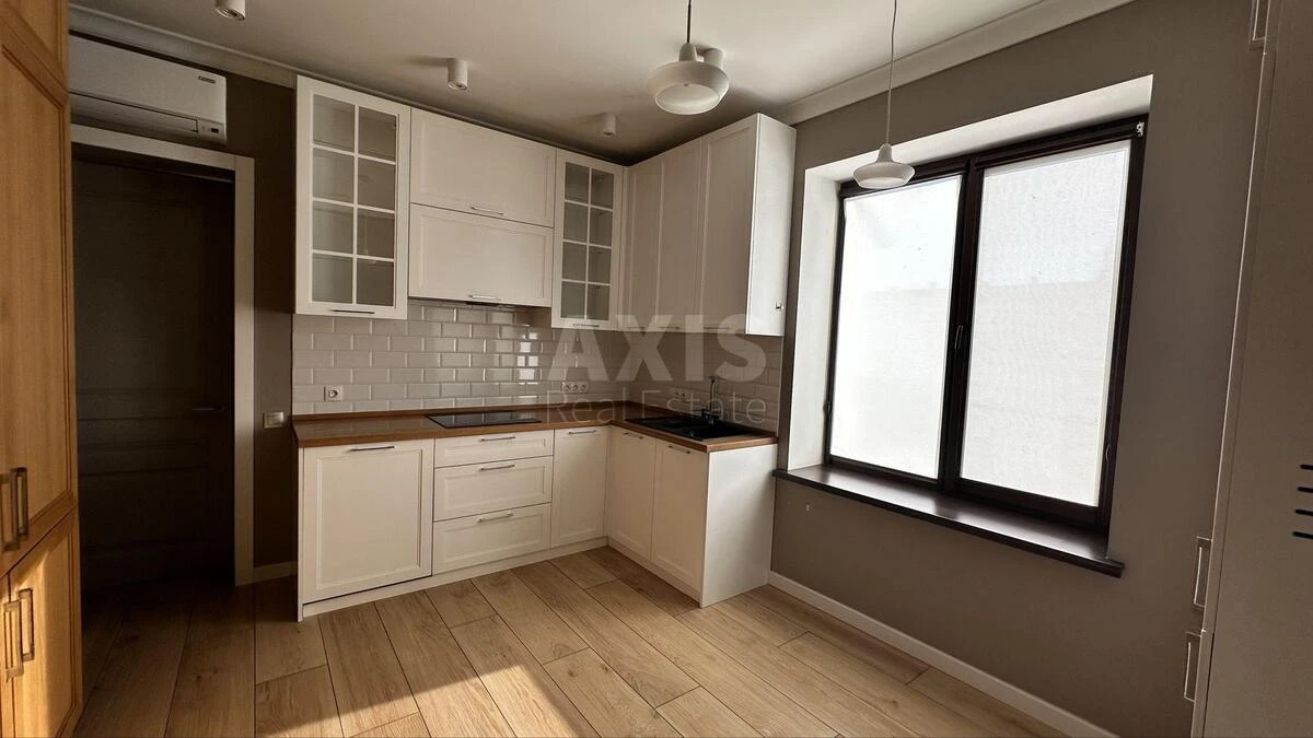 House vul. Vynogradna, 215m2, Kyiv city691964