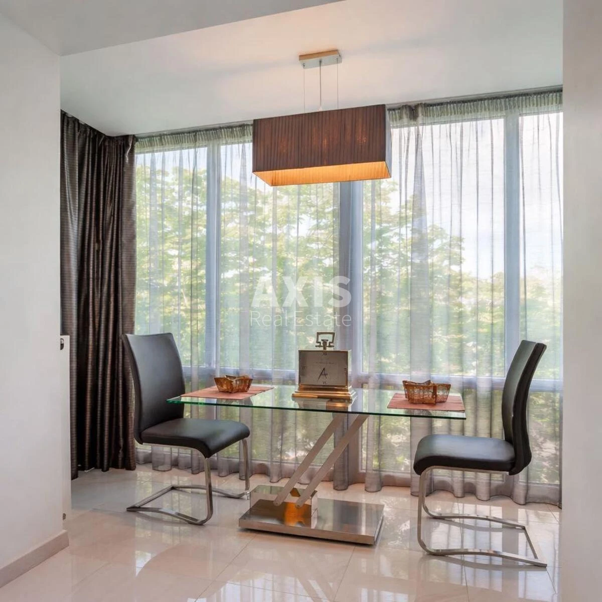 1k apartment vul. Lavrs'ka 8650941