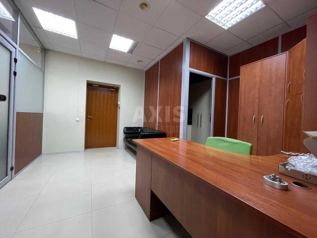 Office vul. Sichovyh Stril'civ 52А, 250m2675837